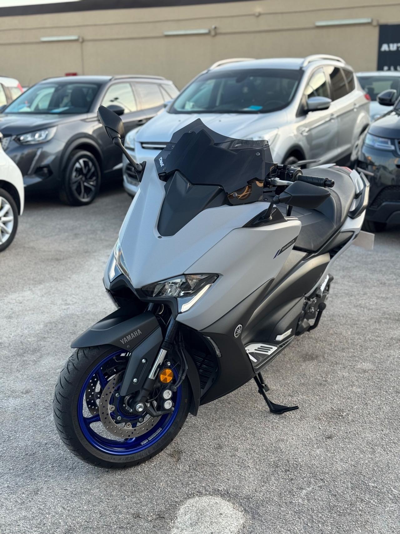 Yamaha T Max 560 Icon Blue FINANZIABILE