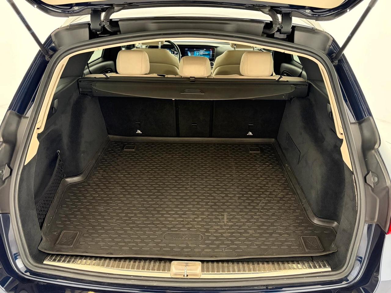 Mercedes E220 SW d Exclusive 4matic auto
