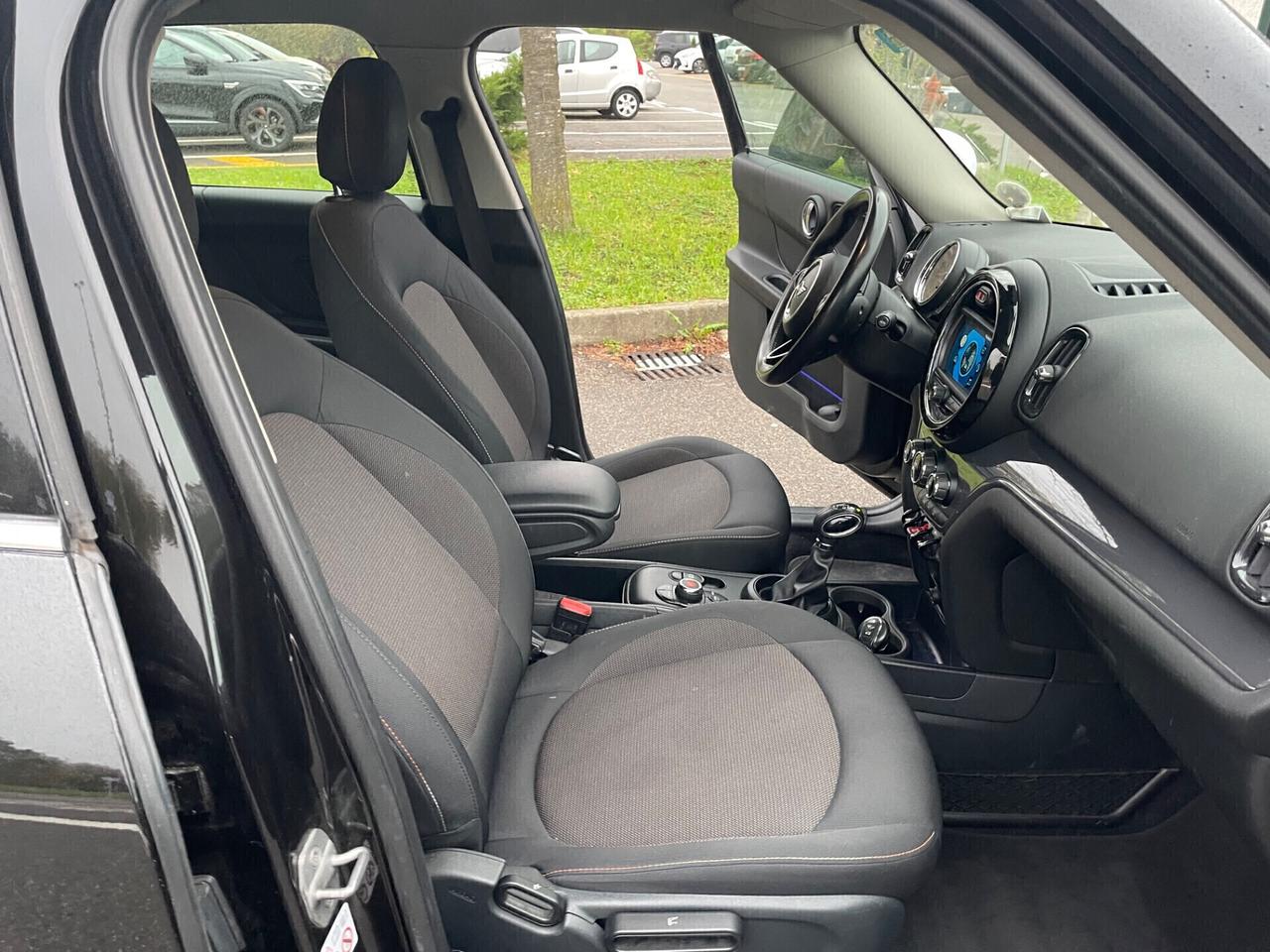 Mini Cooper Countryman 1.5 Countryman*Automatik*Cerchi*Neopatentai*