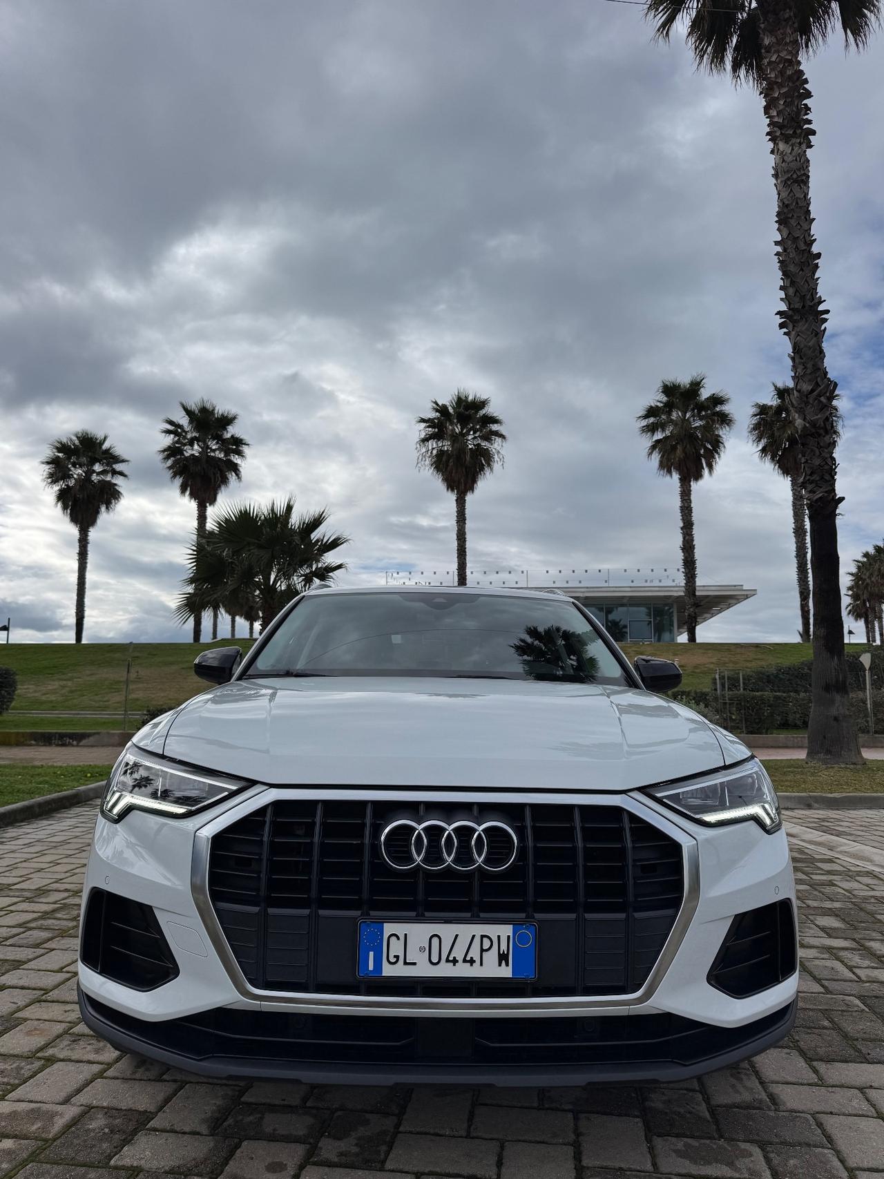 Audi Q3 45 TFSI e S tronic