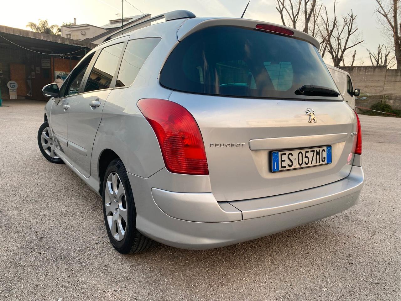 Peugeot 308 sw 1.6 hdi 110cv full opt restyling 2013