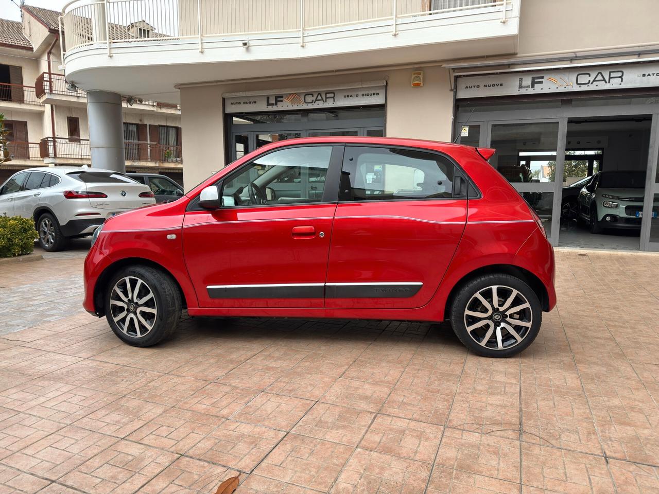 Renault Twingo SCe Lovely 1.0 70 cv