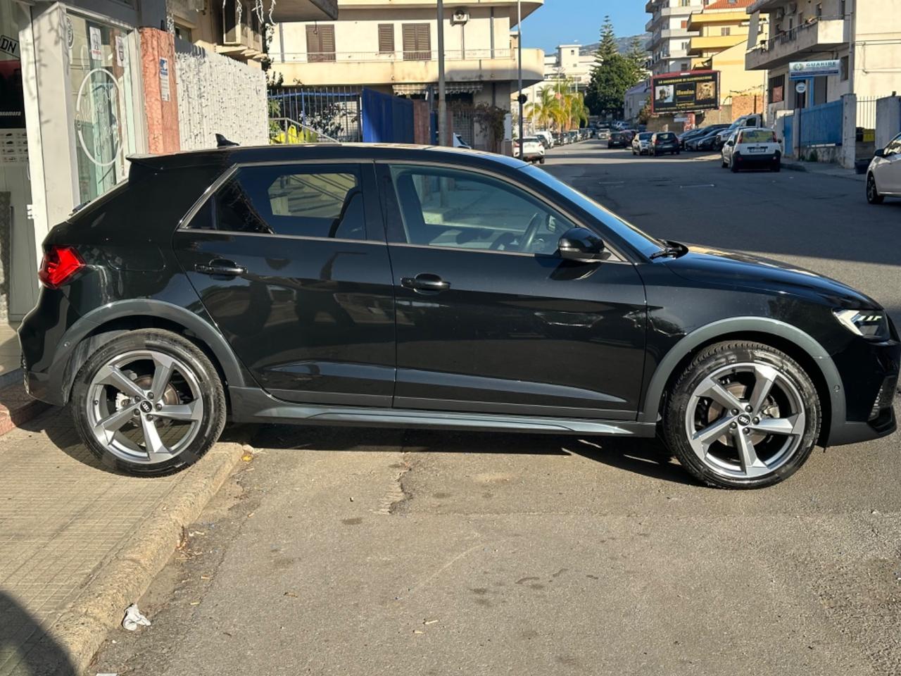 Audi A1 SPB 35 TFSI S tronic S line edition