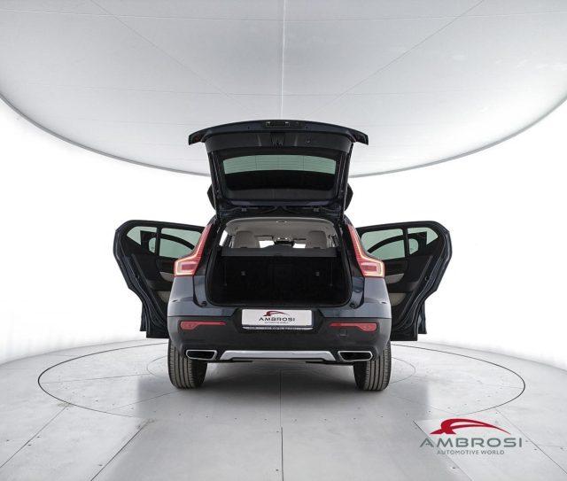 VOLVO XC40 D3 Geartronic Inscription - AUTOCARRO N1