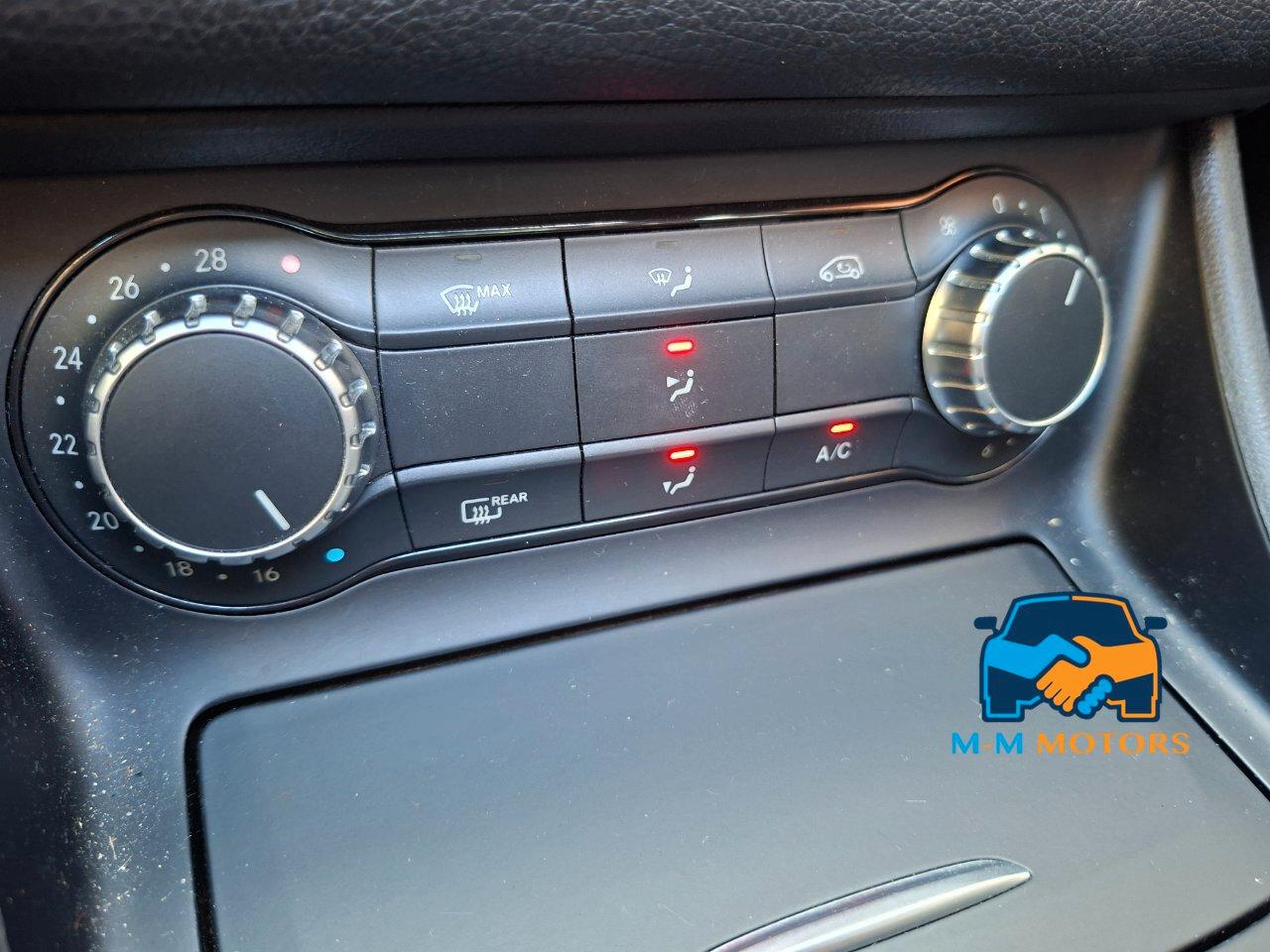 Mercedes GLA 180 Premium 4matic auto UNICO PROPRIETARIO
