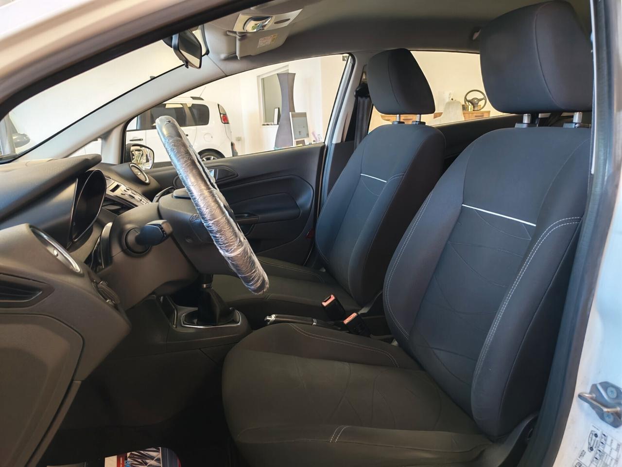 Ford Fiesta - DISTRIBUZIONE NUOVA e TAGLIANDATA - euro 6 !!!