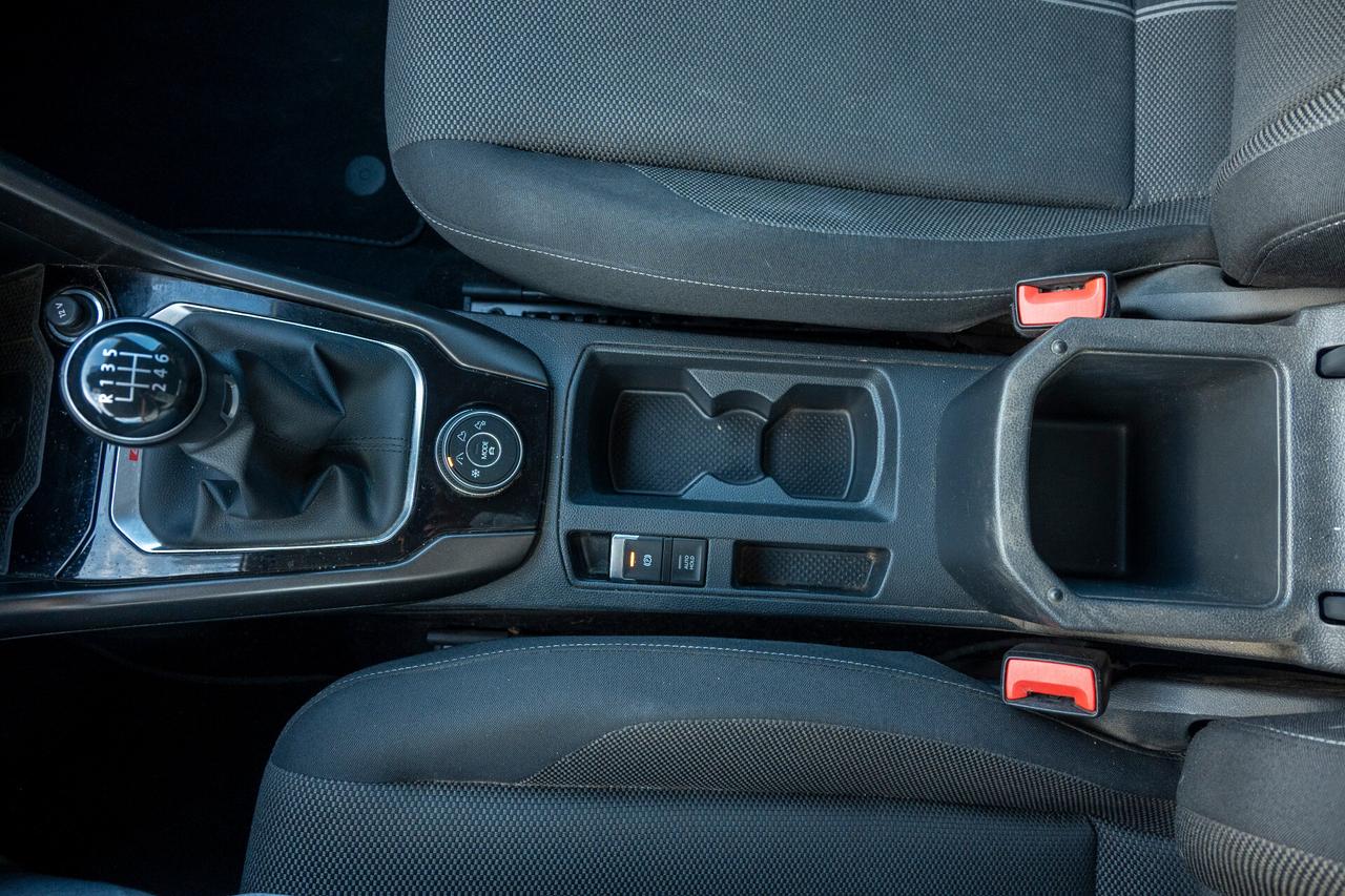 Volkswagen T-Roc 2.0 TDI 4mot MANUALE - GANCIO