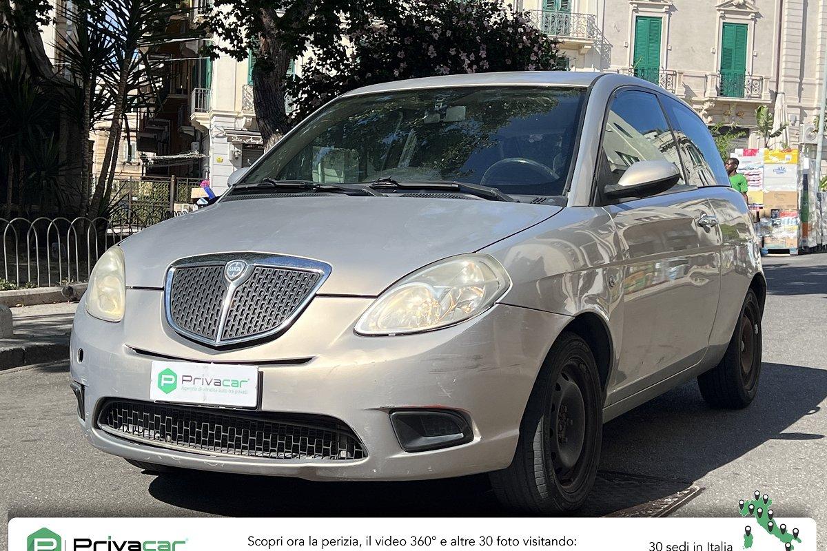 LANCIA Ypsilon 1.2 Oro