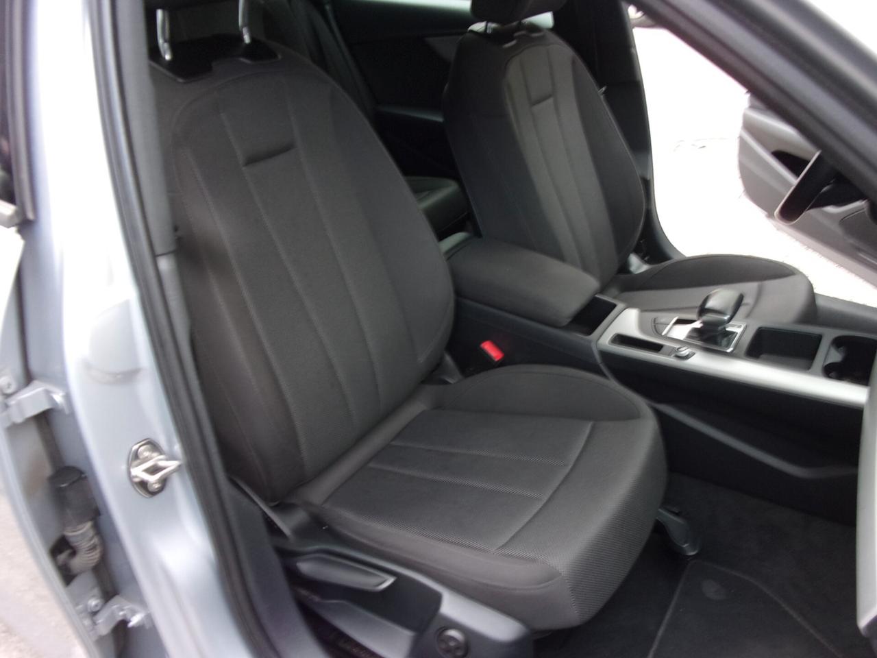 Audi A4 Avant 30 TDI/136 CV S tronic Business Advanced