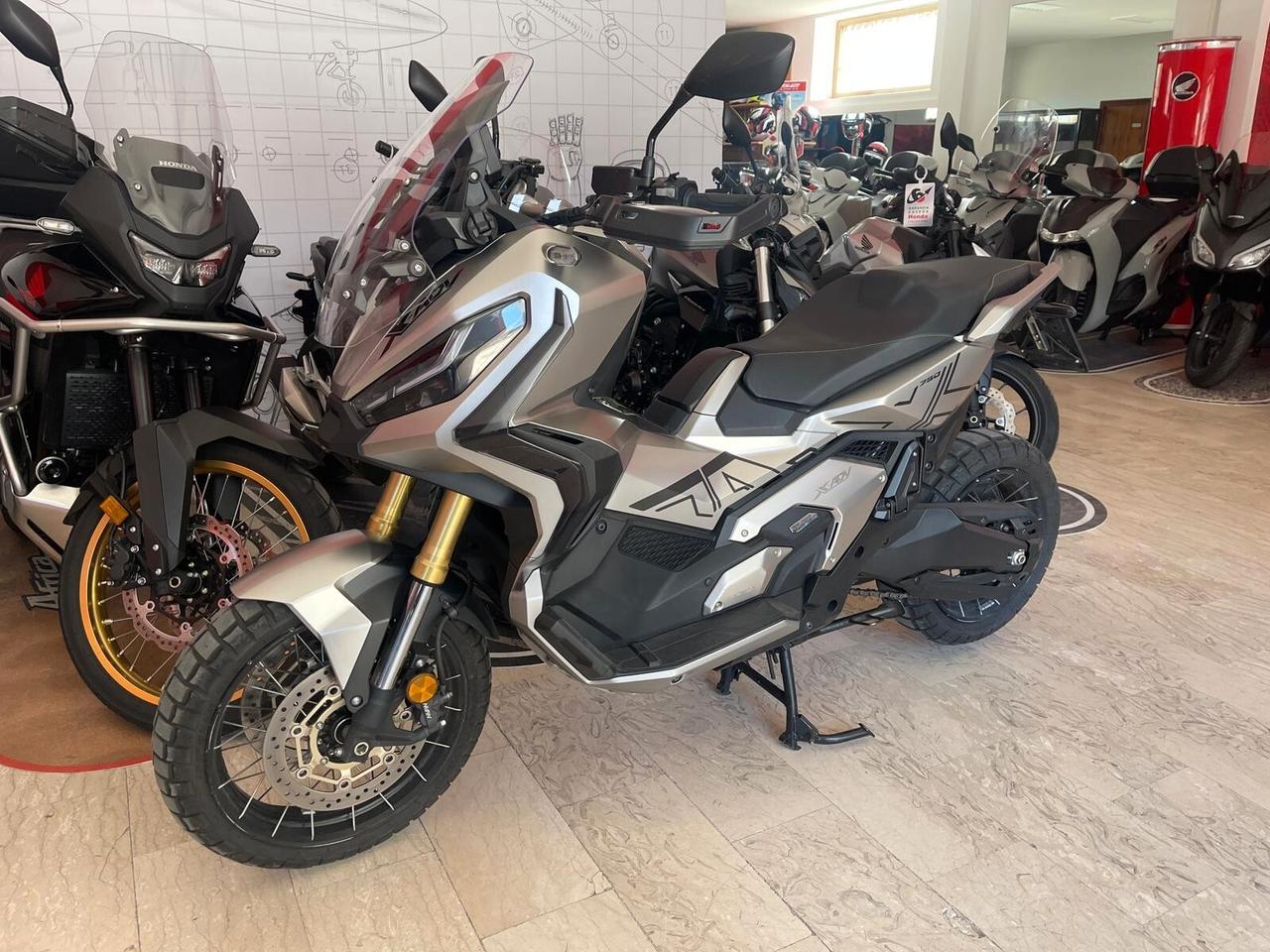 Honda X-ADV 750