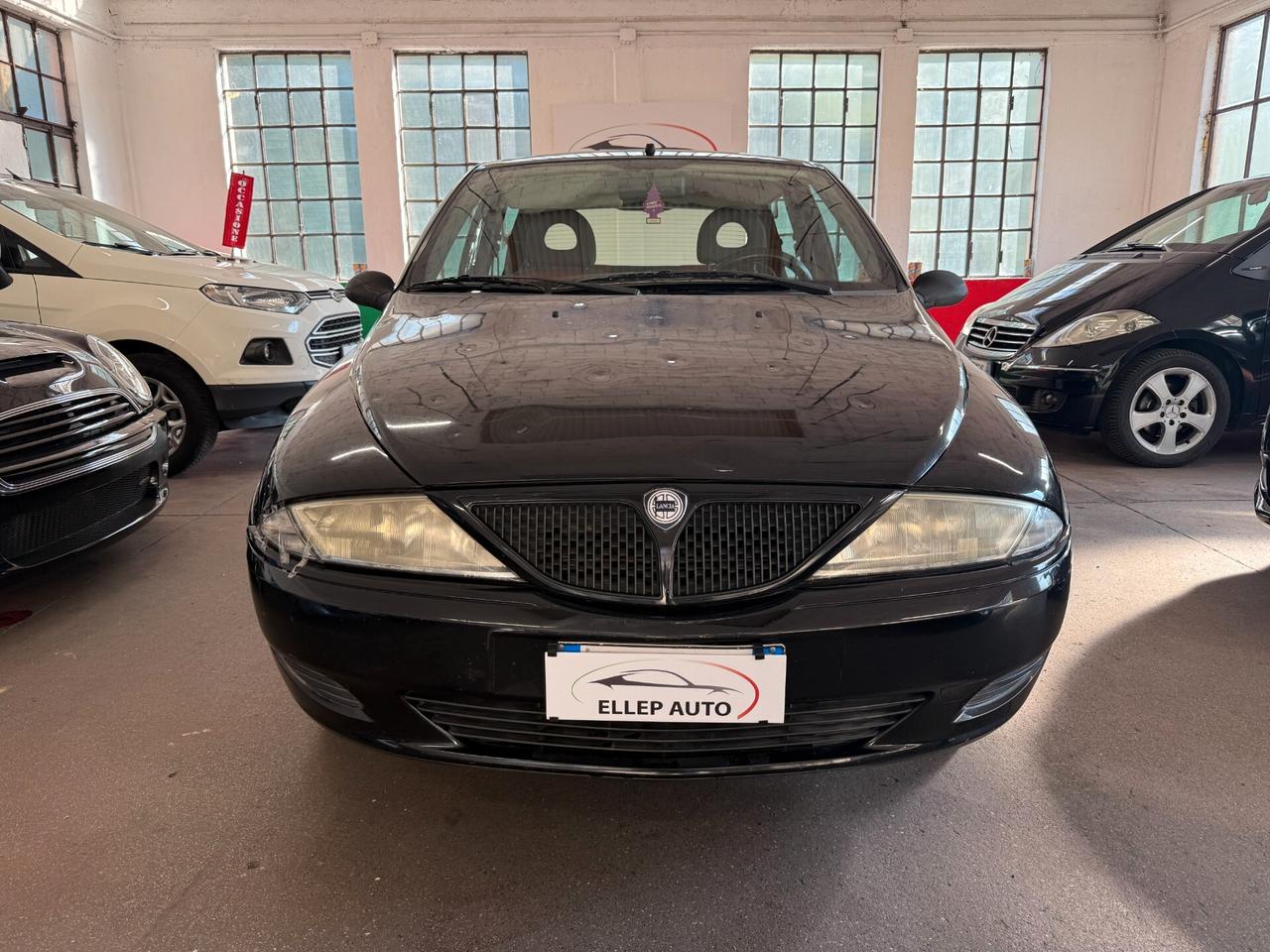 Lancia Y 1.2i 16V cat LX