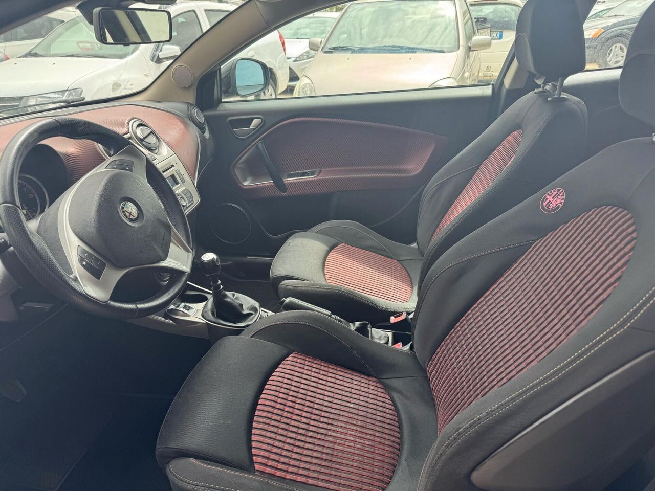 Alfa Romeo MiTo 1.4 78 CV Distinctive Sport Pack