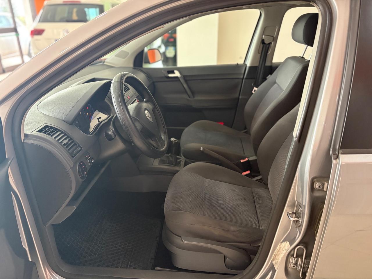 Volkswagen Polo 1.4/80CV 16V 5p. GPL Comfort.