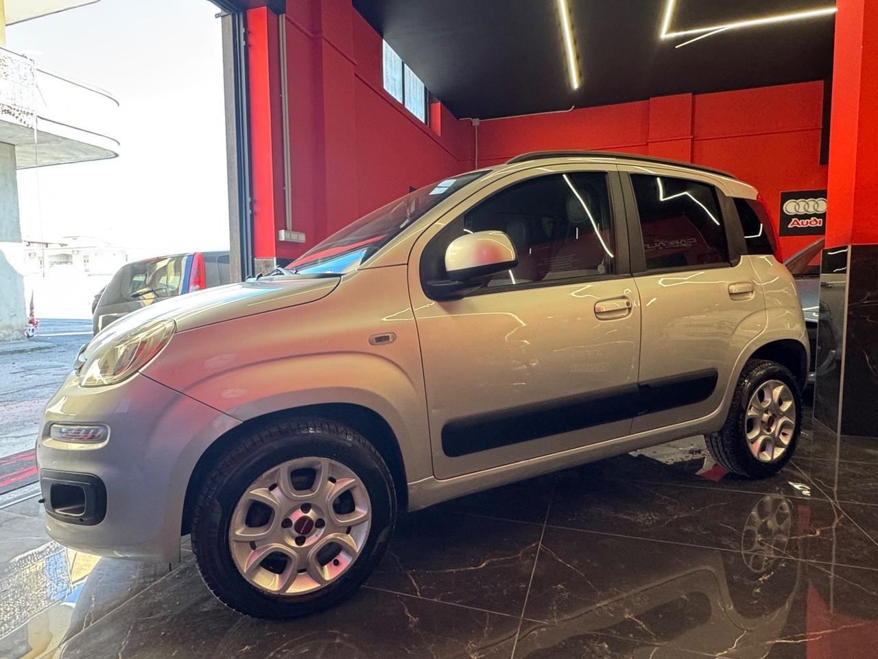 Fiat Panda 0.9 TwinAir Turbo Natural Power Lounge