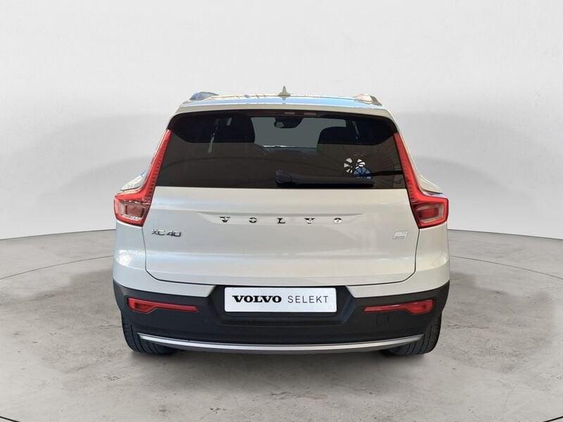 Volvo XC40 Recharge T5 180+82 CV Recharge Plug-in Hybrid TETTO Inscription