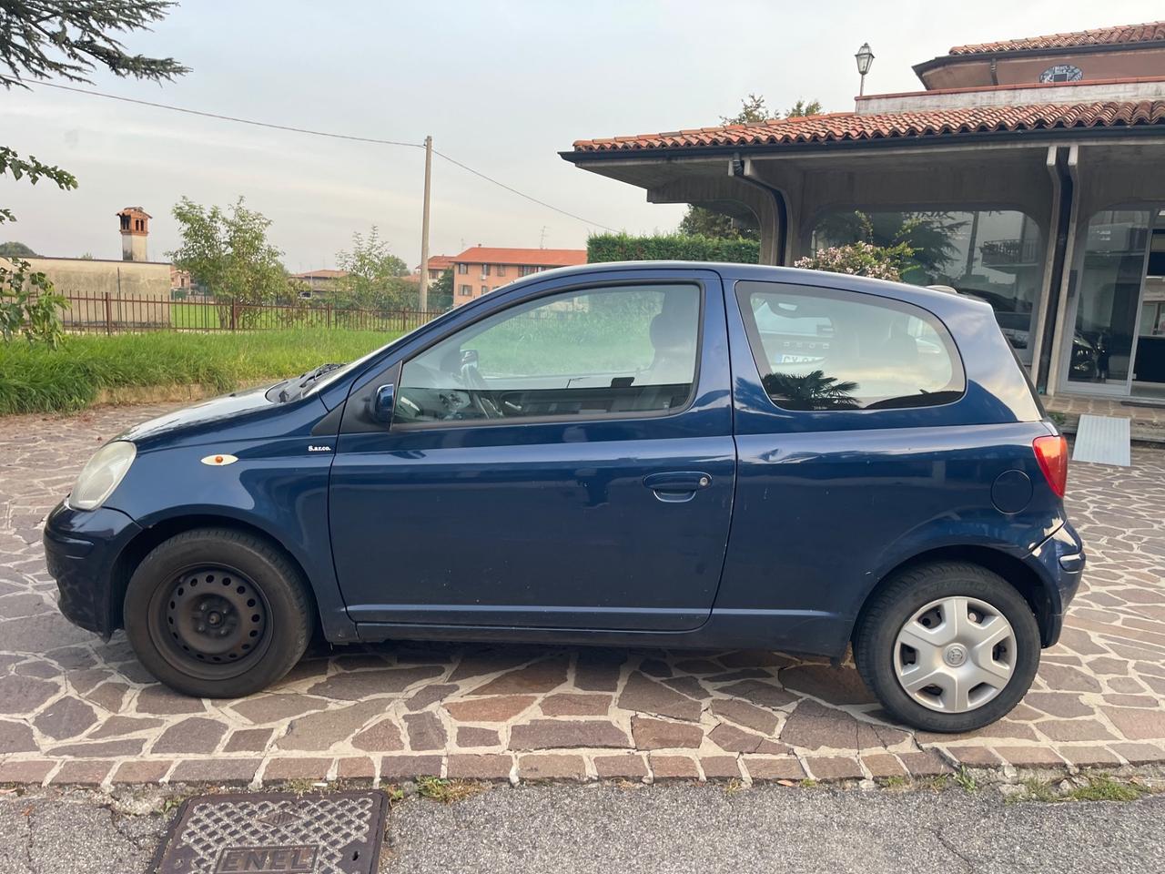 Toyota Yaris 1.0i 16V cat 3 porte