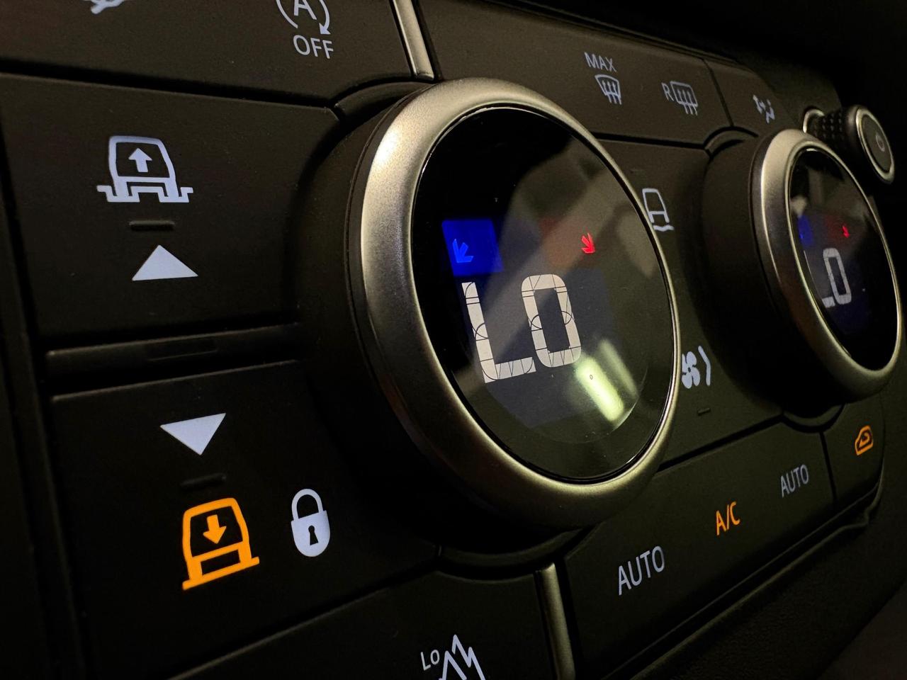 Land Rover Defender 90*X-DYNAMIC*AWD*