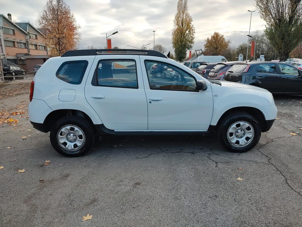 Dacia Duster 1.6 110CV 4x2 GPL Lauréate, EURO 5A, CON SCADENZA 2032, OK NEOPATENTATI, GARANZIA L.12 MESI
