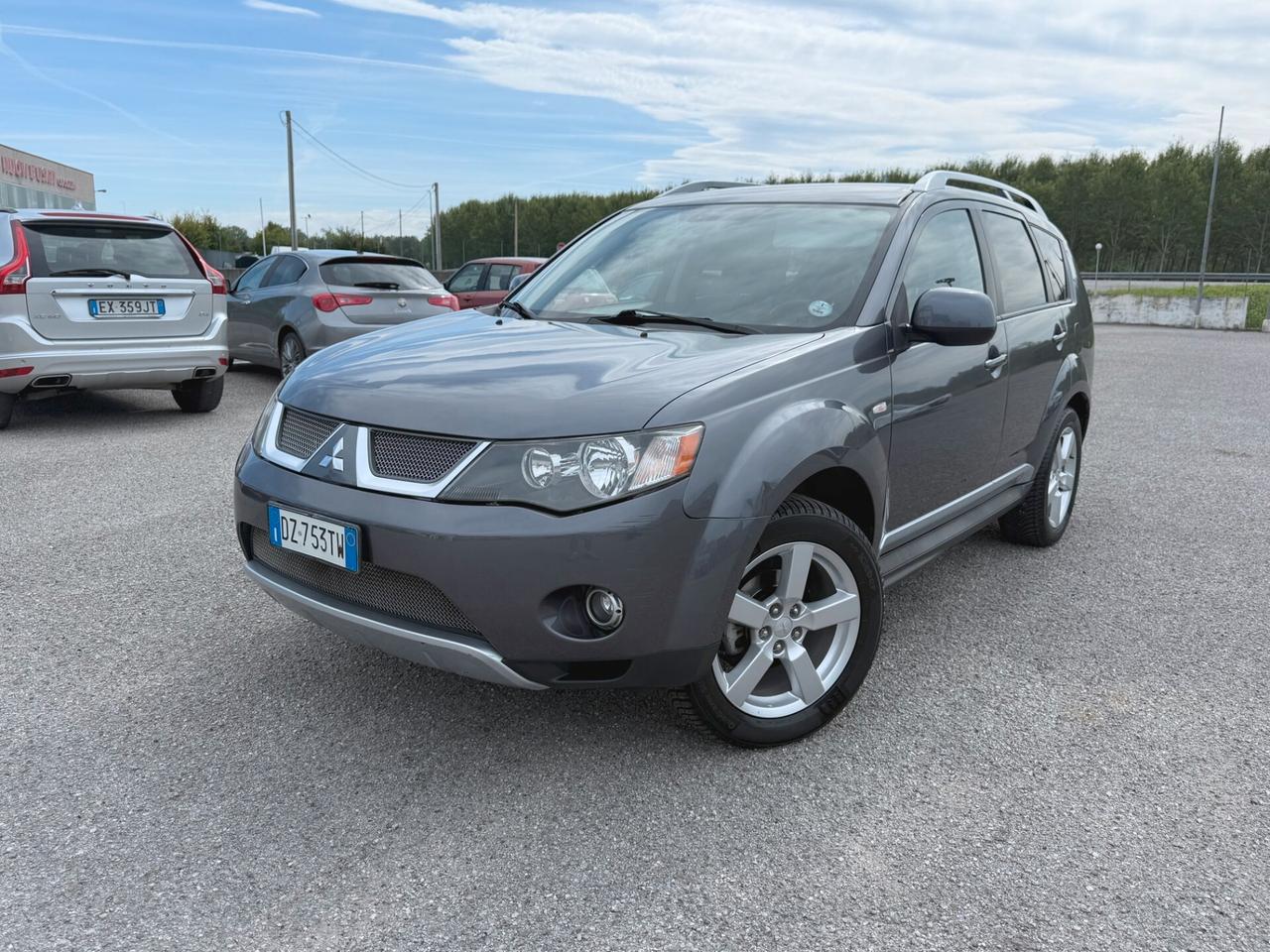 Mitsubishi Outlander 2.4 Benz/Gpl MIVEC Instyle 7 p.ti