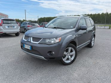 Mitsubishi Outlander 2.4 Benz/Gpl MIVEC Instyle 7 p.ti