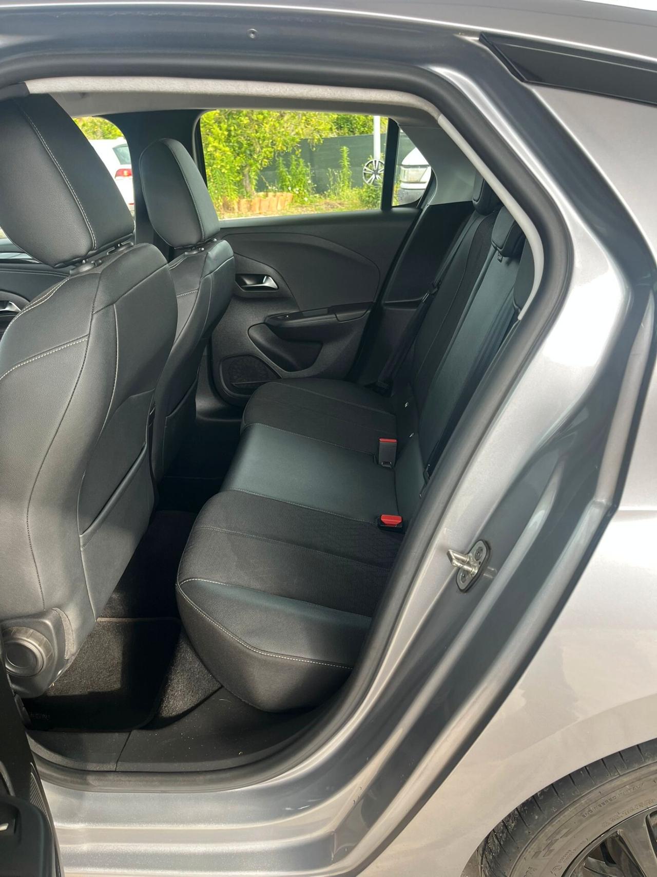 Opel Corsa 1.2 Elegance