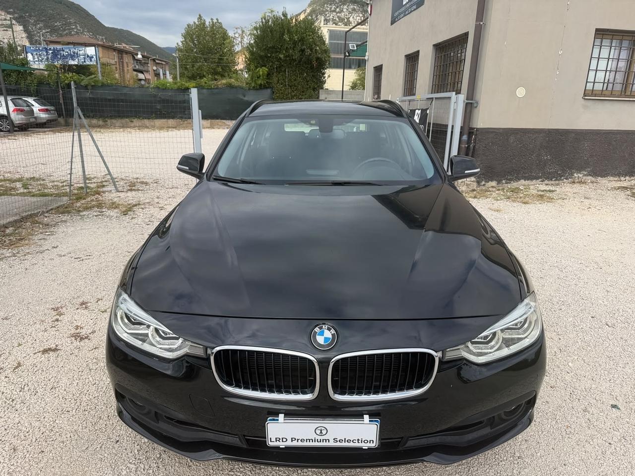 Bmw 318d touring sport restyling navi led euro6d