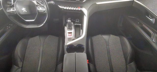 PEUGEOT 3008 BlueHDi 130 S&S EAT8 Allure