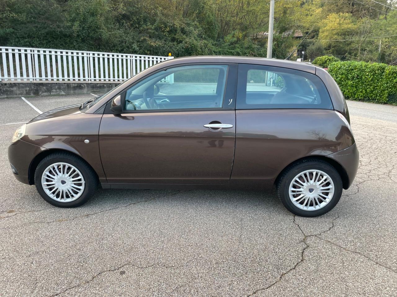 Lancia Ypsilon 1.2 Versus
