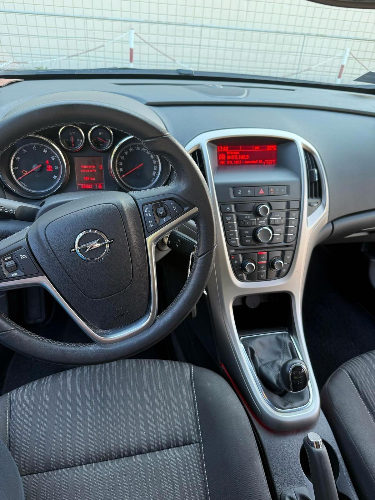 Opel Astra 1.6 115CV 5 porte Cosmo