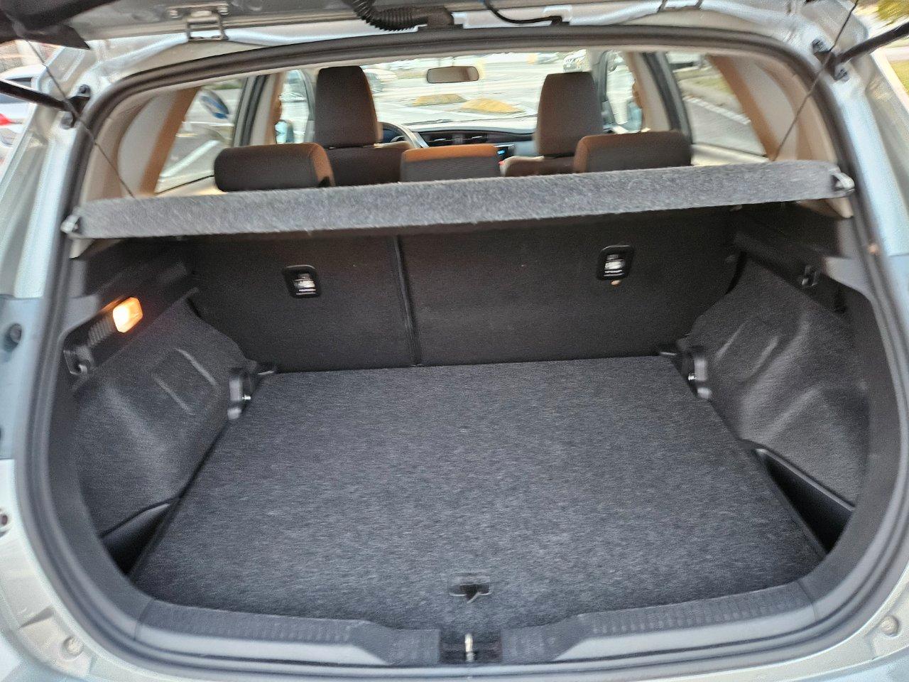 Toyota Auris 5 Porte Auris 1.2t Lounge
