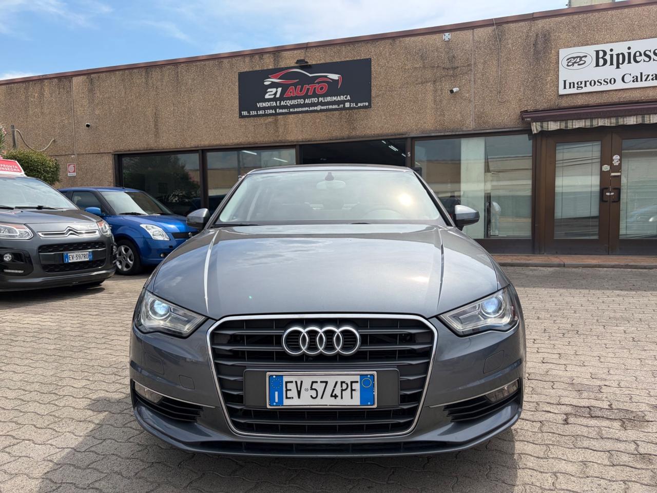 Audi A3 Sedan 2.0 TDI clean diesel Ambition