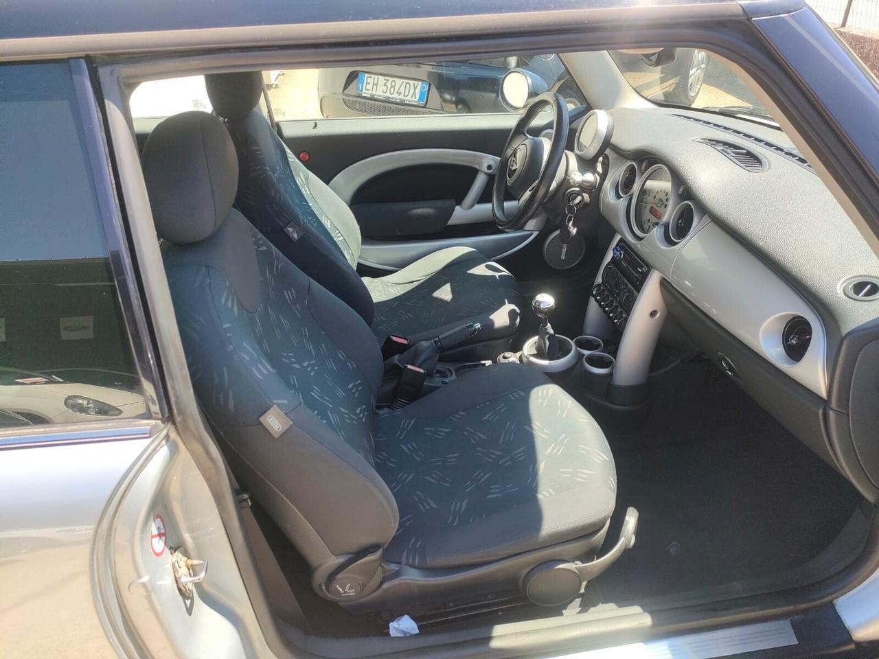 Mini Mini 1.4 tdi One D de luxe