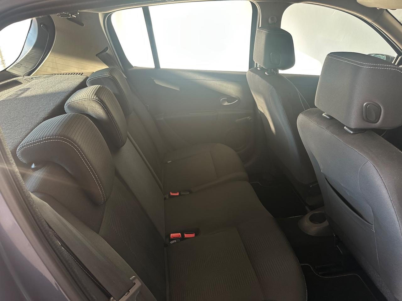 Renault Clio 1.2 16V 5 porte GPL Dynamique