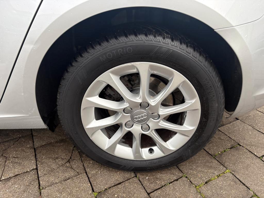 Audi A3 Sportback 1.6 TDI 105cv Ambiente