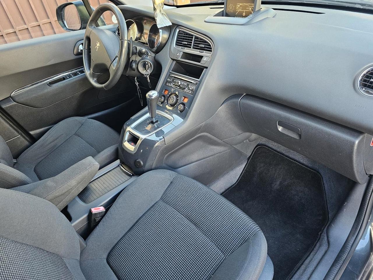 PEUGEOT 5008 1.6 hDi 7 POSTI "OK PER NEOPATENTATI"