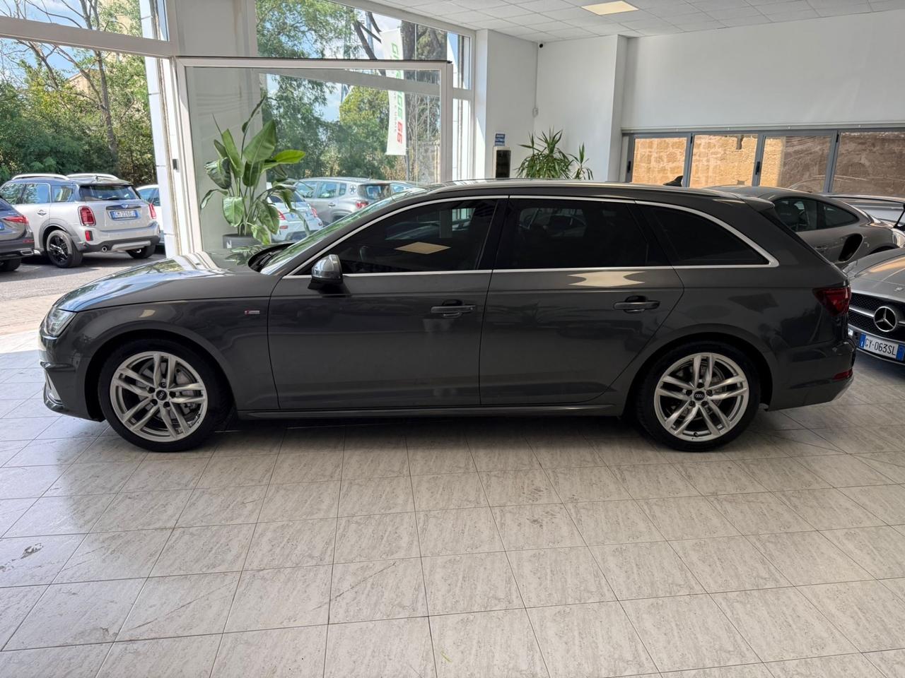 Audi A4 Avant 40 TDI quattro S tronic S-LINE FULL