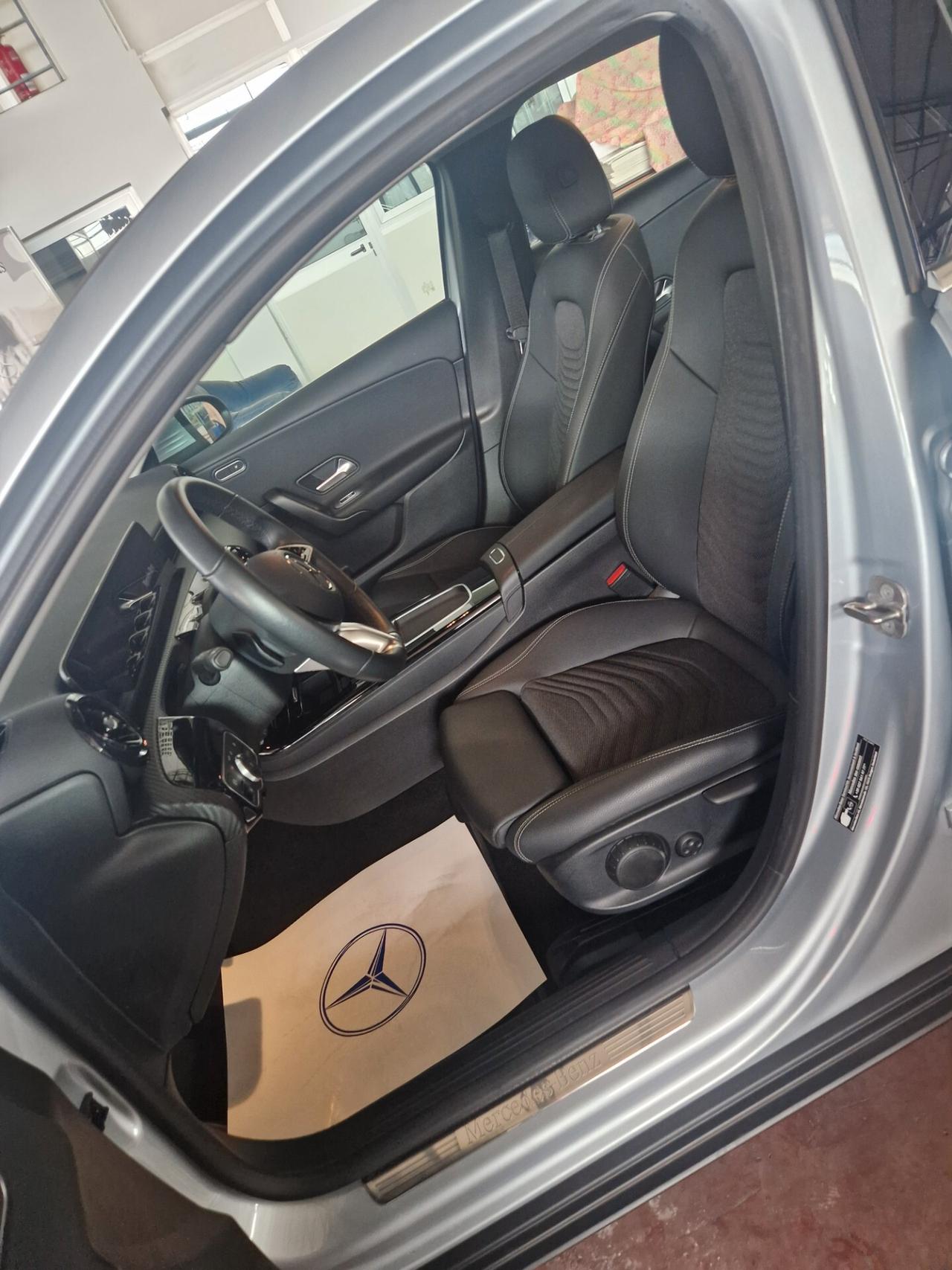 Mercedes-benz A 180 A 180 d aziendale solo 11.000km pari al nuovo