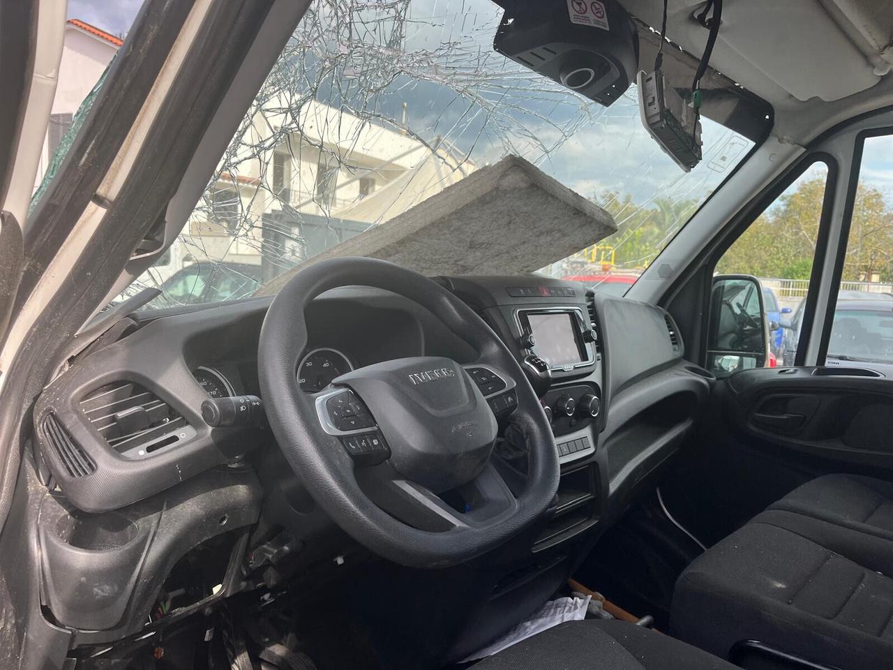 Iveco Daily 35S12V 2.3 HPT PM-TN Furgone