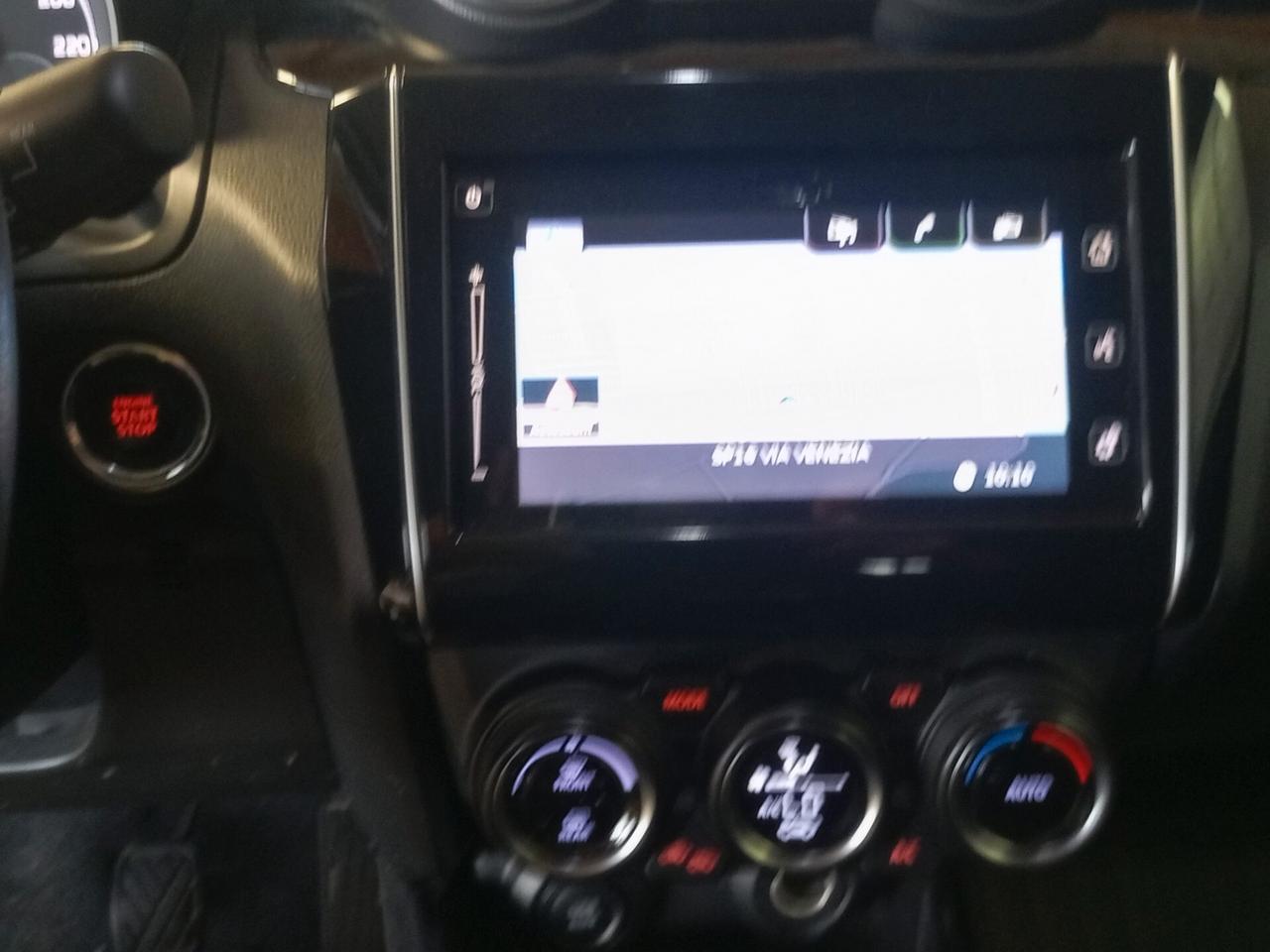 Suzuki Swift 1.2 Hybrid 4WD AllGrip Top