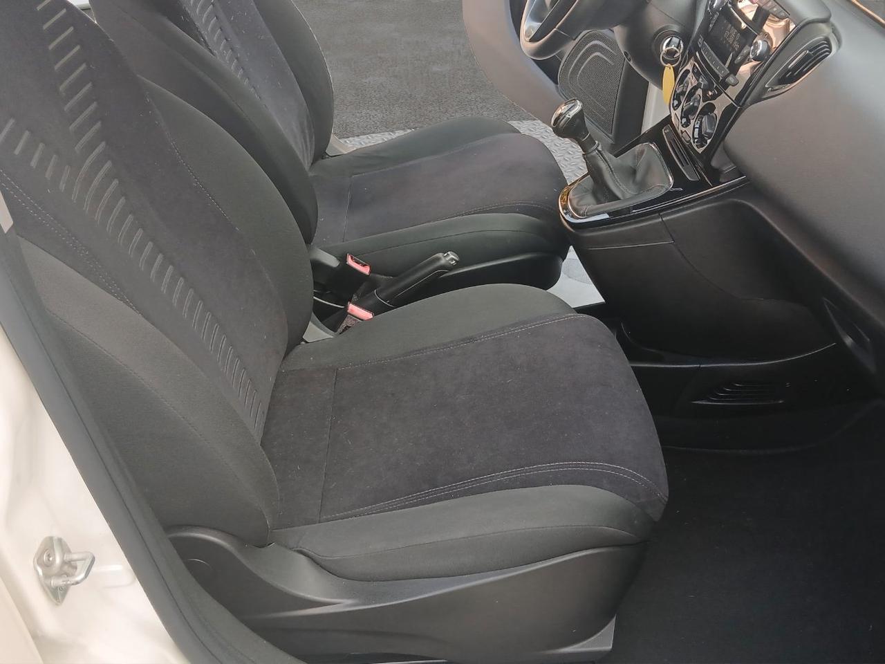 Lancia Ypsilon 5 Porte Ypsilon 1.3 mjt Gold s&s 95cv E5+