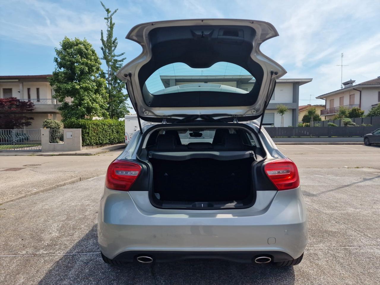 Mercedes-benz A 180 CDI BlueEFFICIENCY Premium