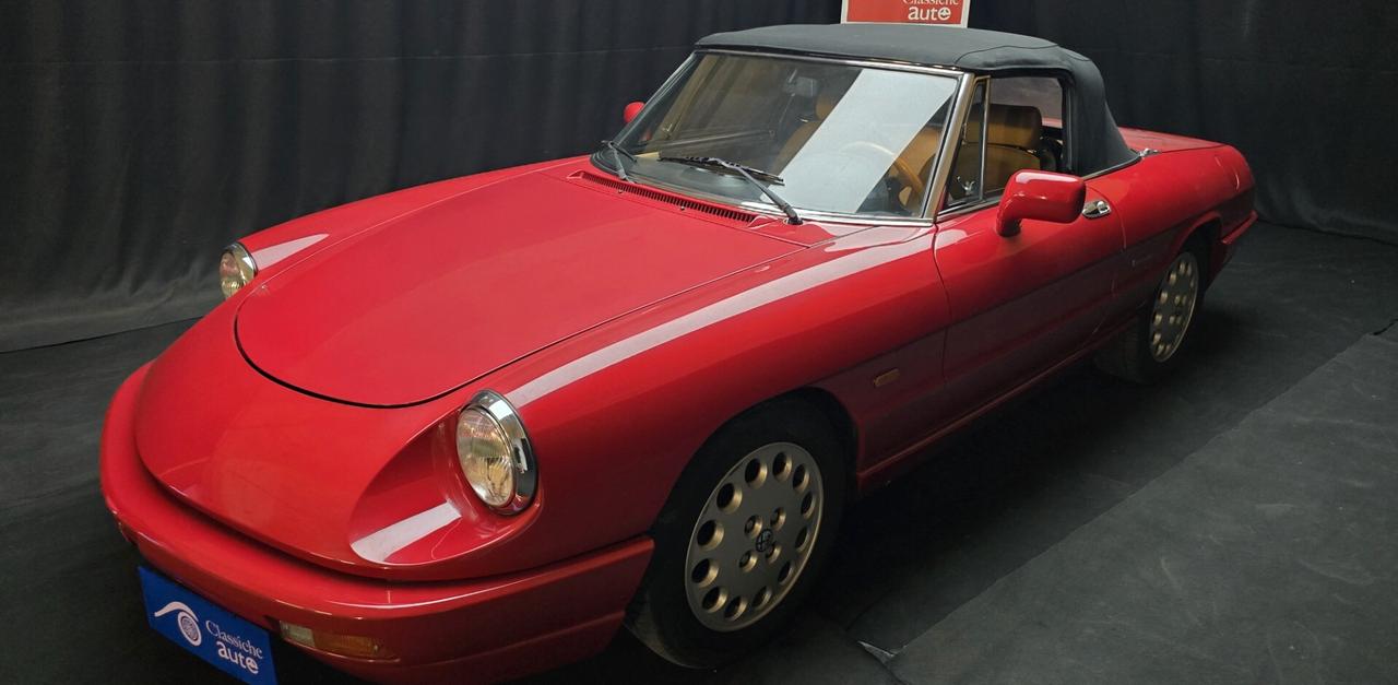 Alfa Romeo Spider 2.0i