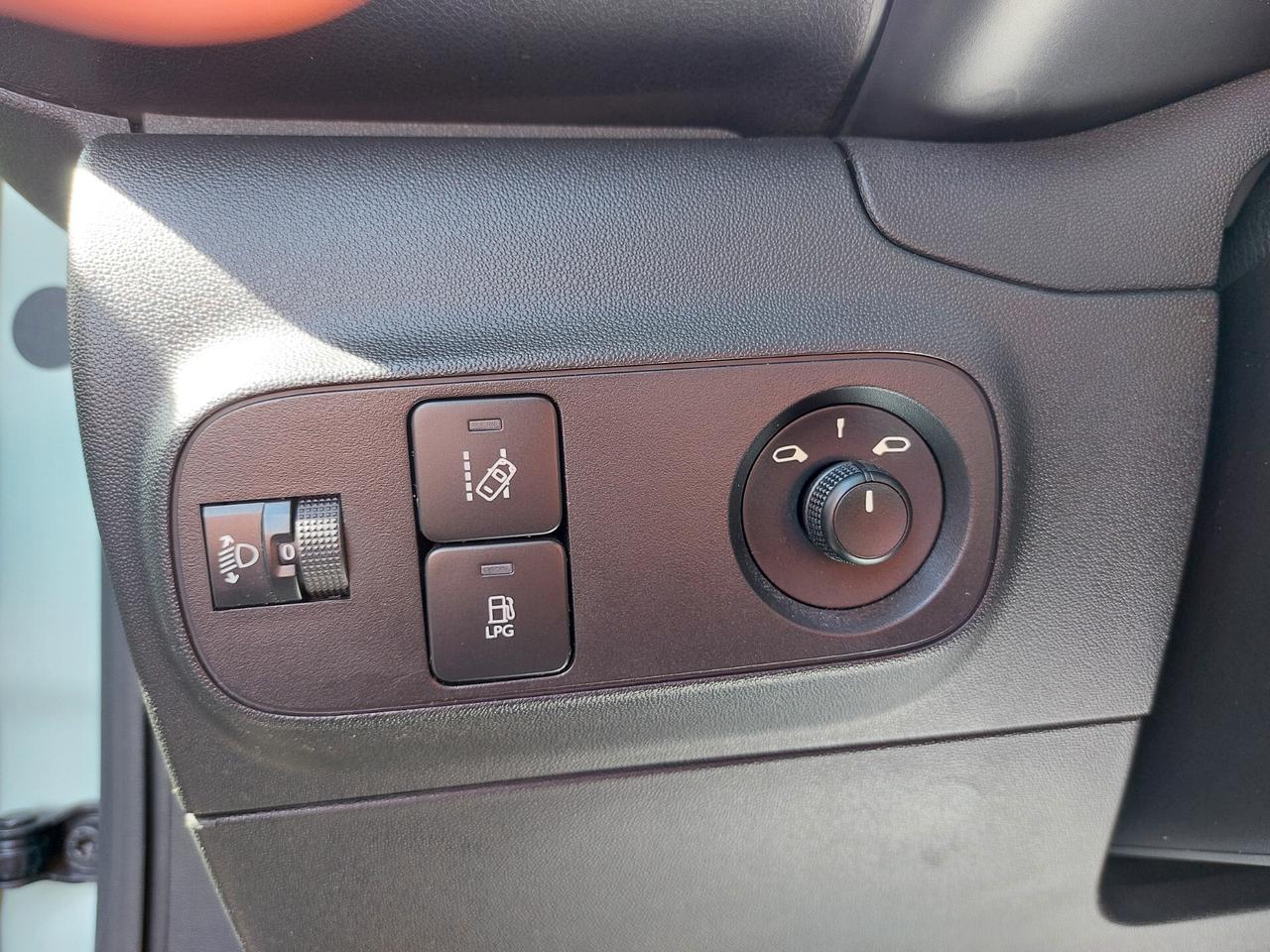 Citroen C3 PureTech 82 GPL Feel