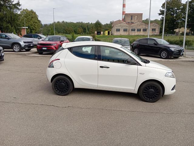 LANCIA Ypsilon *PROMO* 1.0 5 porte S&S Hybrid Ecochic Silver