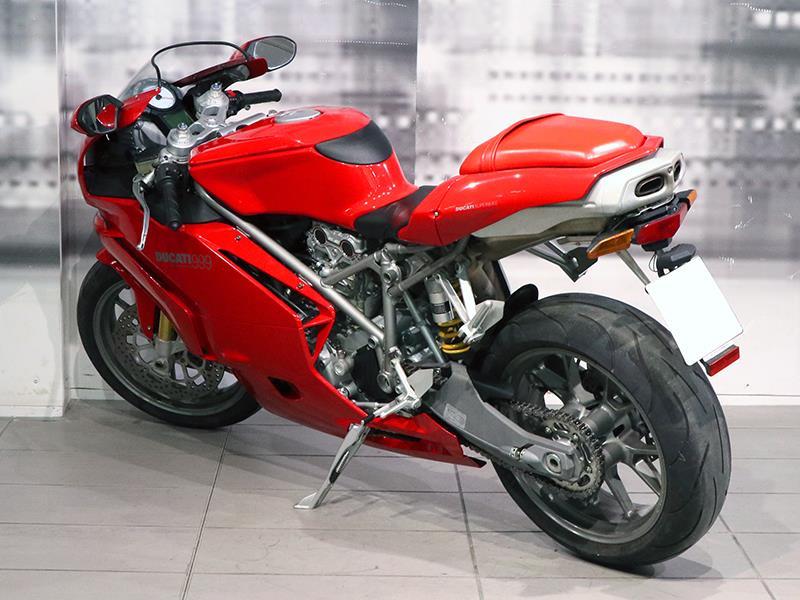 Ducati 999