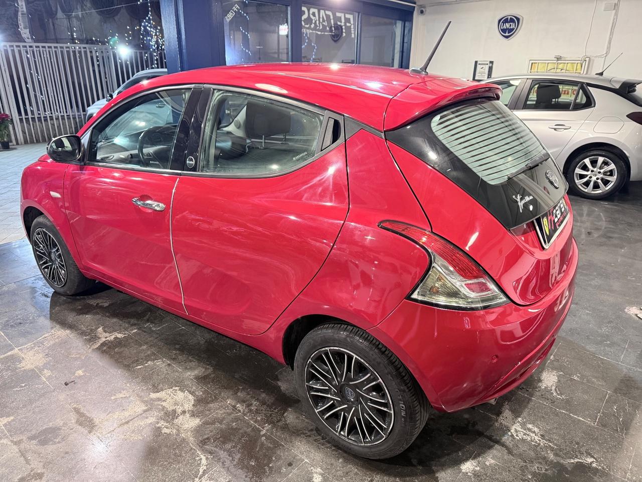 Lancia Ypsilon 1.2 69 CV 5 porte GPL Ecochic Gold