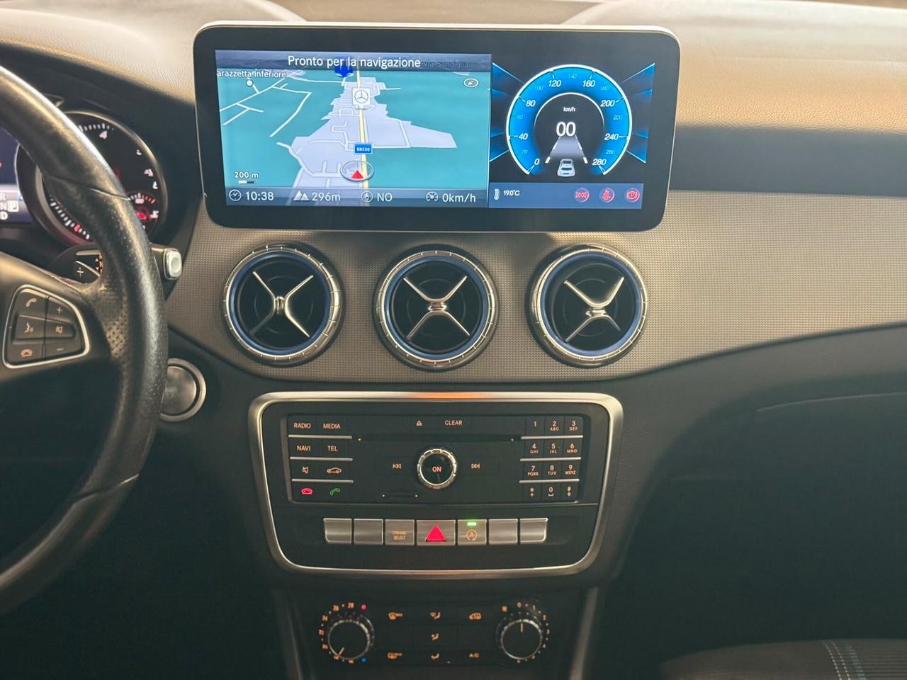 Mercedes-benz CLA 200 d Automatic Premium