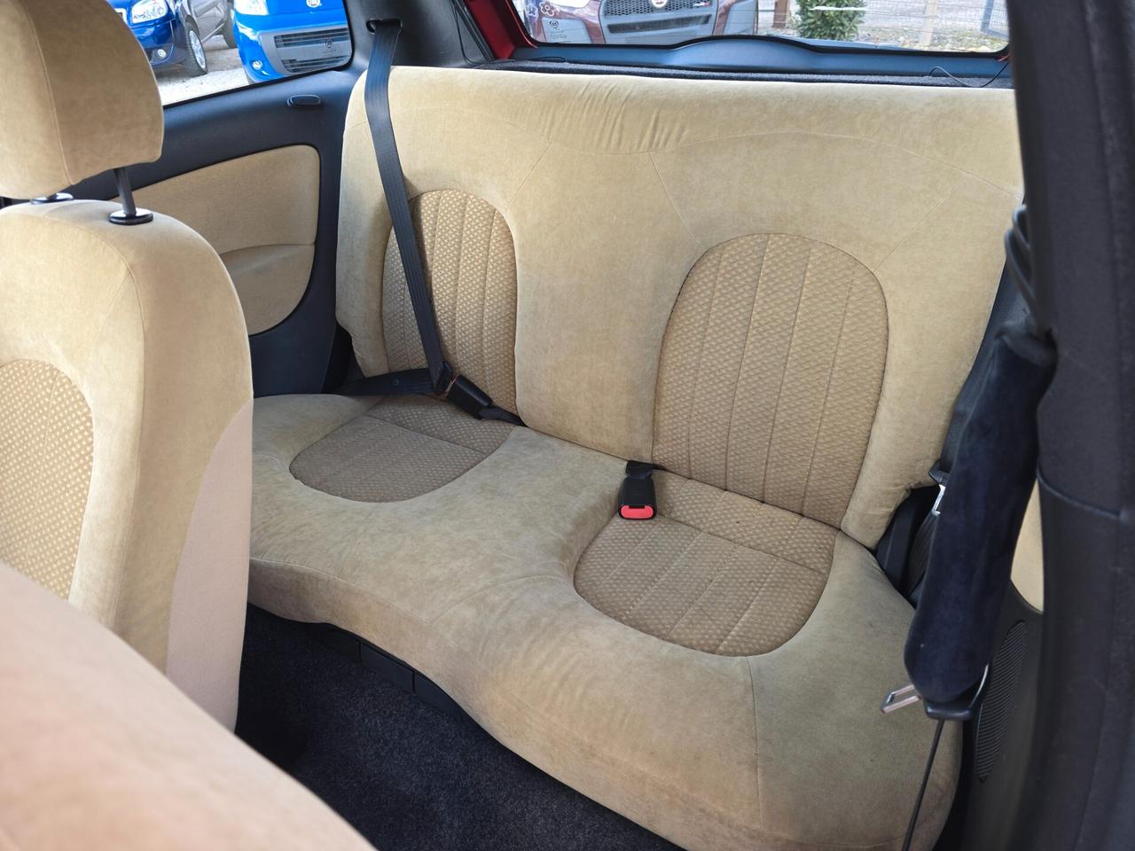 Lancia Ypsilon 1.3 MJT 75 CV Argento