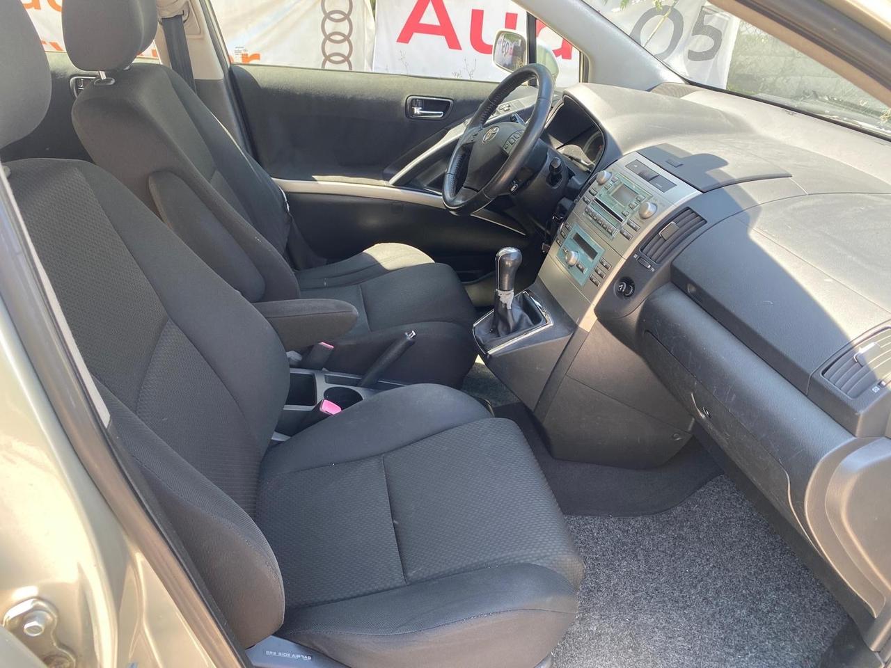 Toyota Corolla Verso 2.0 16V D-4D Sol 7 posti