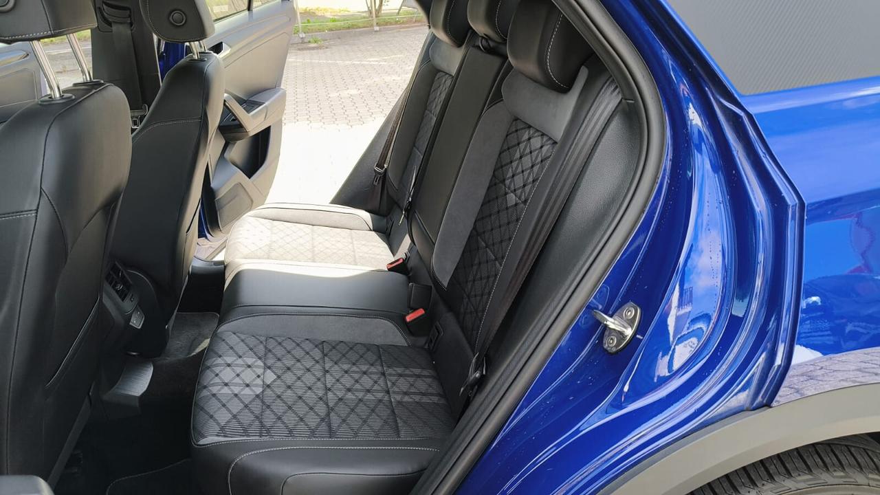 VOLKSWAGEN T-ROC 2.0 TDI 150CV 4MOTION R-LINE 4X4 4WD